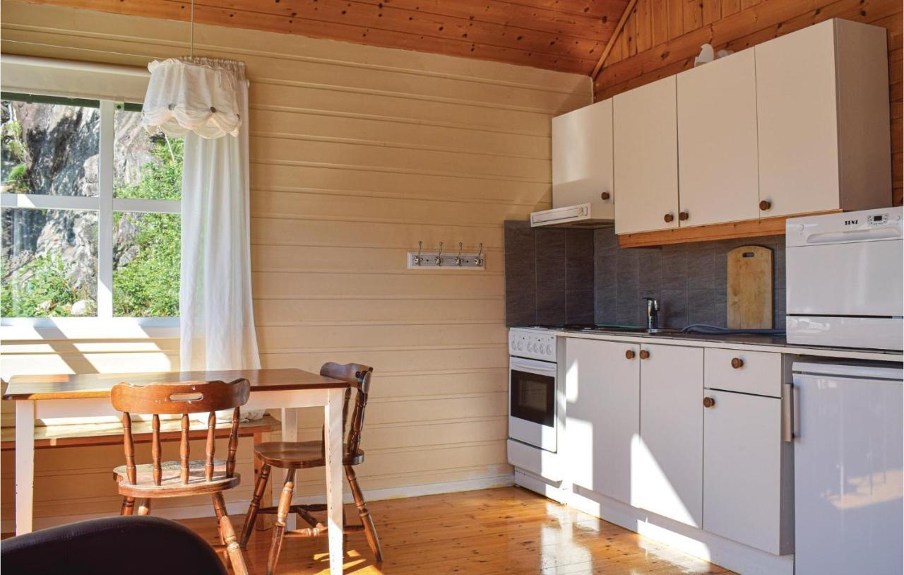 3 Bedroom Lovely Home In Vallavik Vangsbygd Zewnętrze zdjęcie